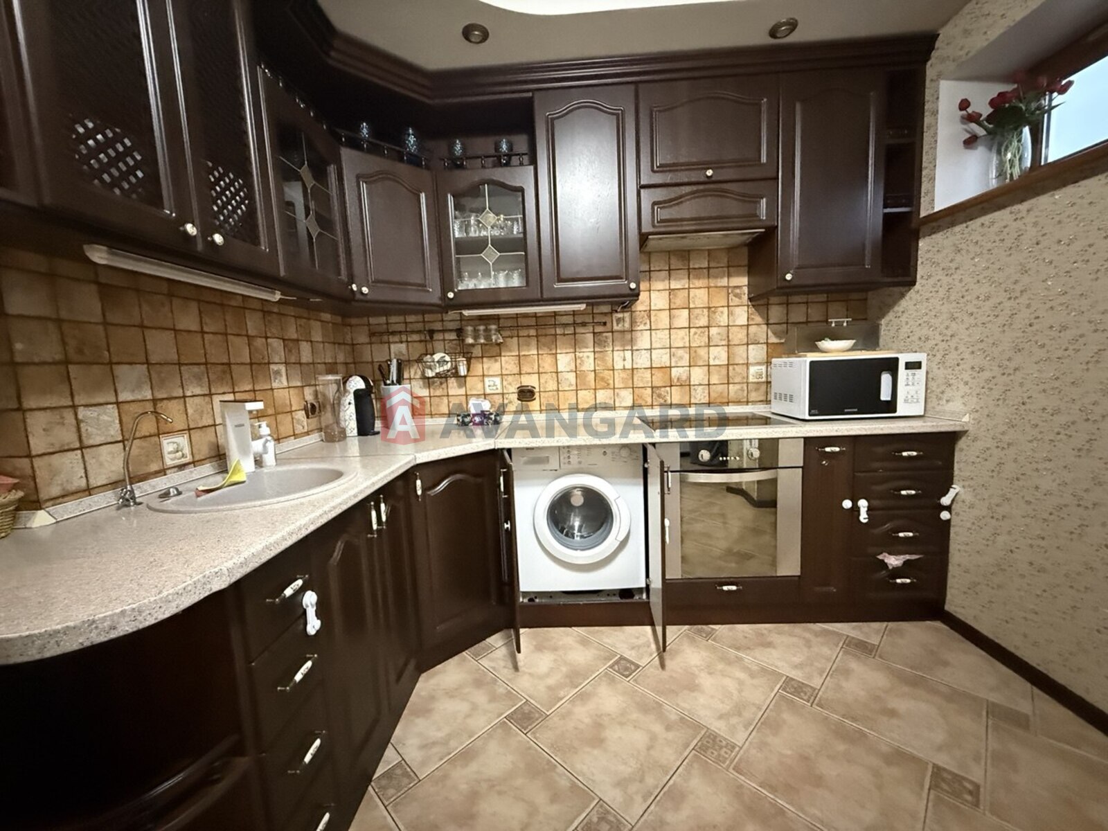 3 ����. ��������, 68/-/12 ��. �., 7/16 ���� ���� 1