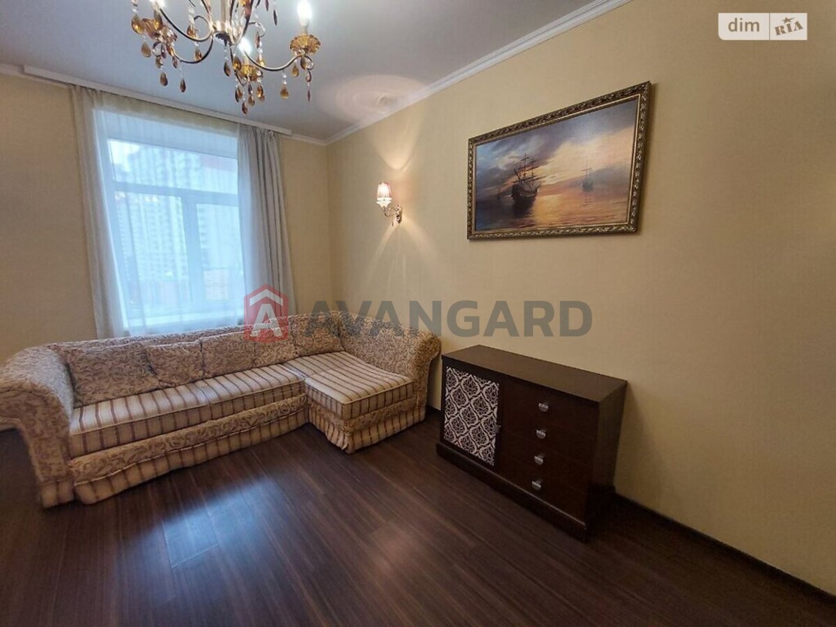 1 ��. ��������, 38/16/14 ��. �., 1/3 ������ ���� 1