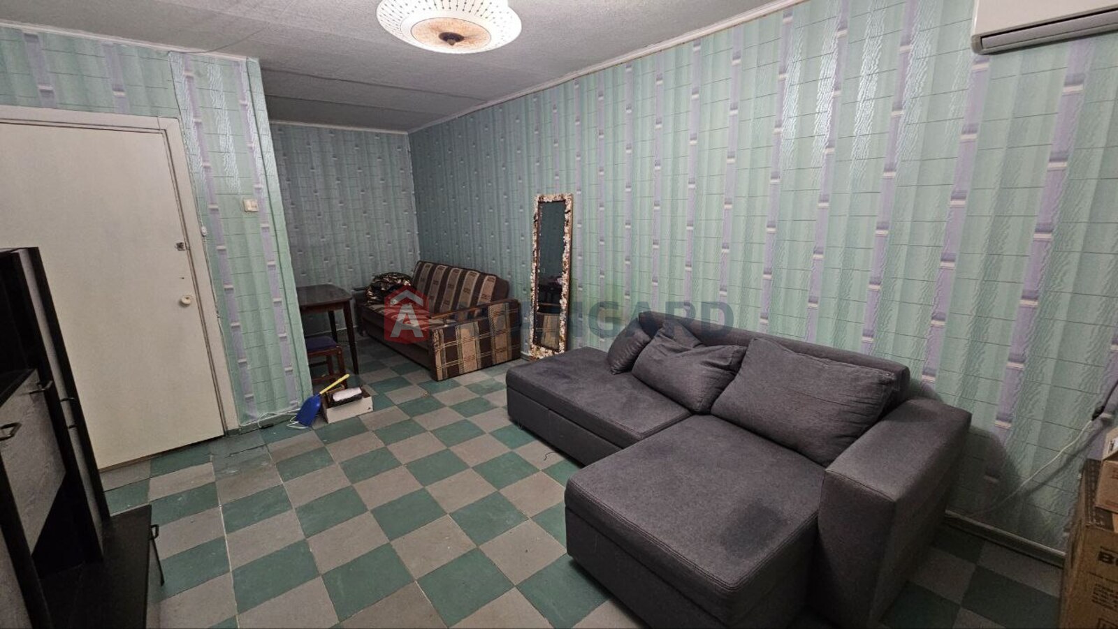 1 ����. ��������, 40/-/8 ��. �., 3/12 ���� ���� 3