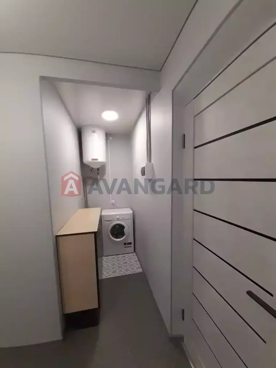 1 ����. ��������, 40/19/8 ��. �., 9/16 ���� ���� 6