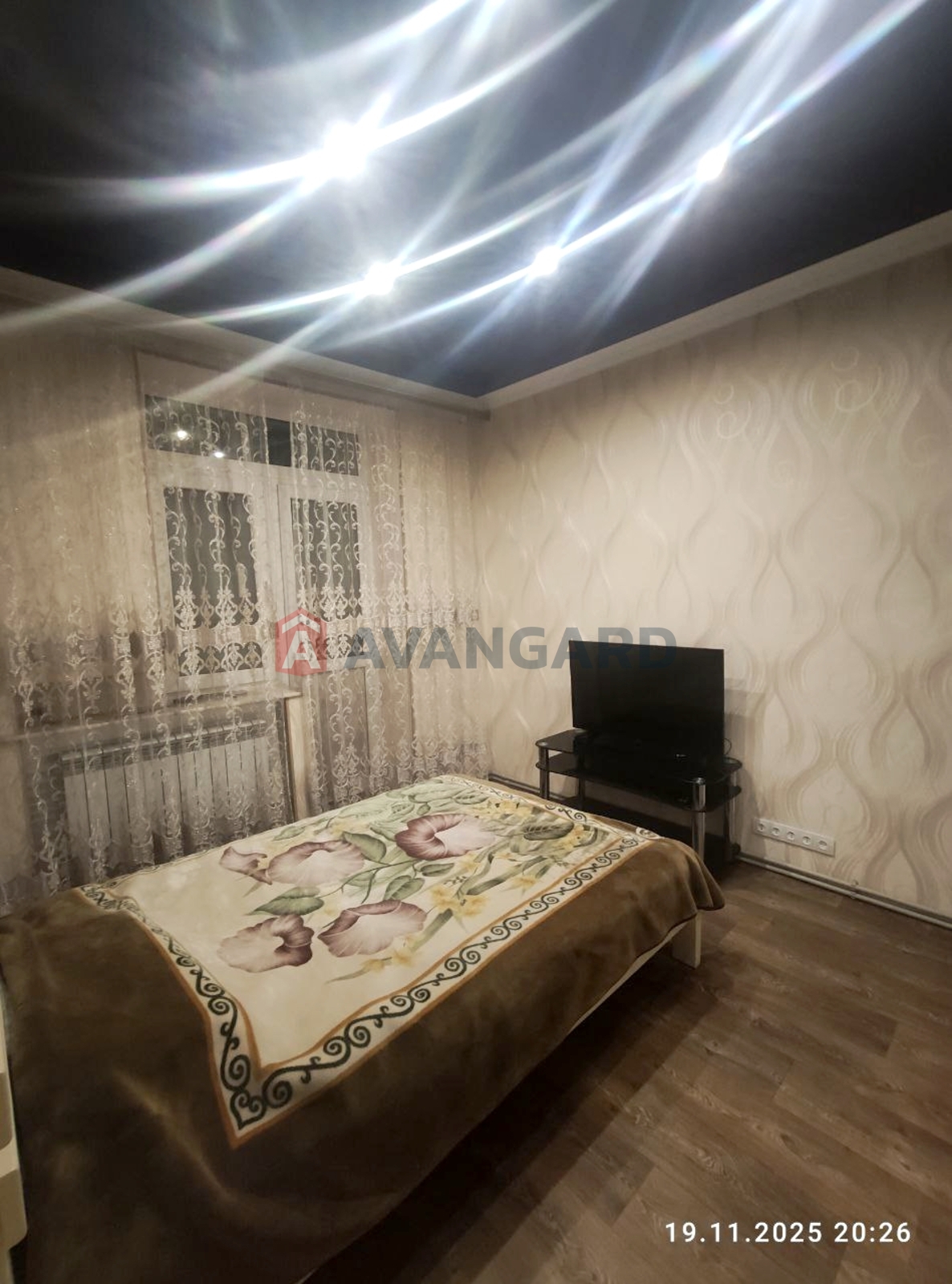 2 . , 52/-/7 . ., 3/3   7