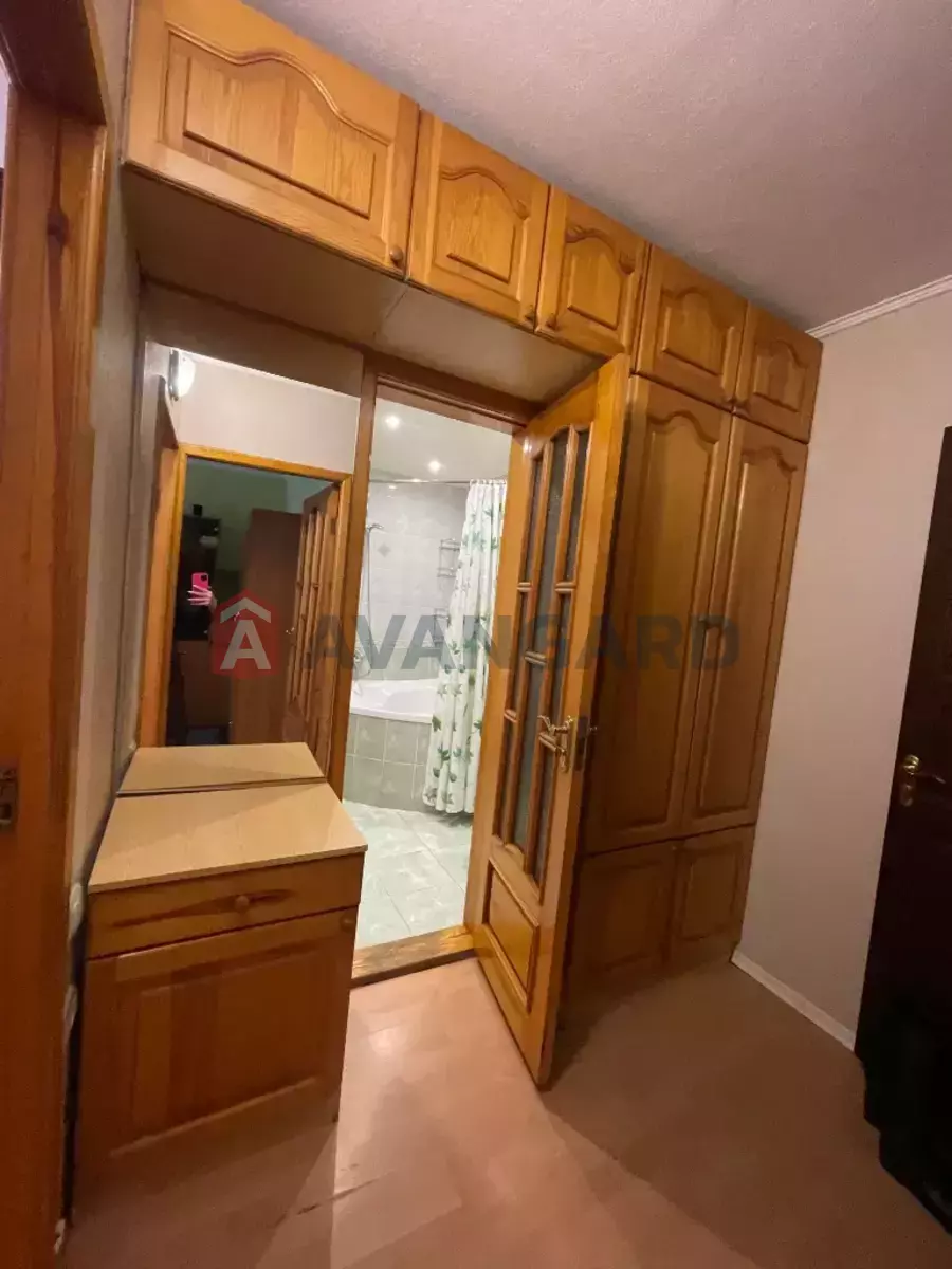 3 ��. ��������, 79/-/10 ��. �., 5/9 ������ ���� 13