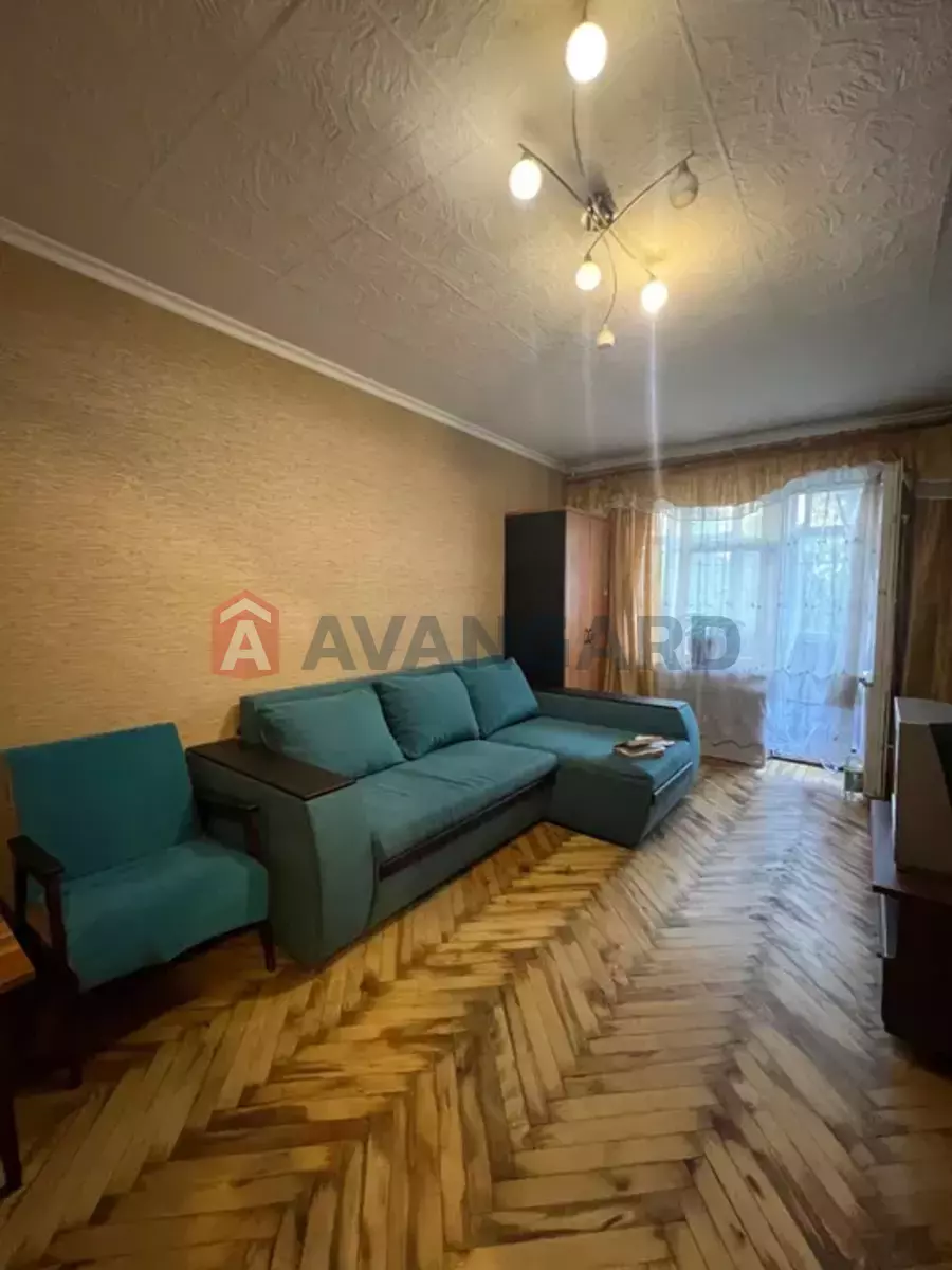 2 ����. ��������, 45/28/8 ��. �., 6/9 ���� ���� 17