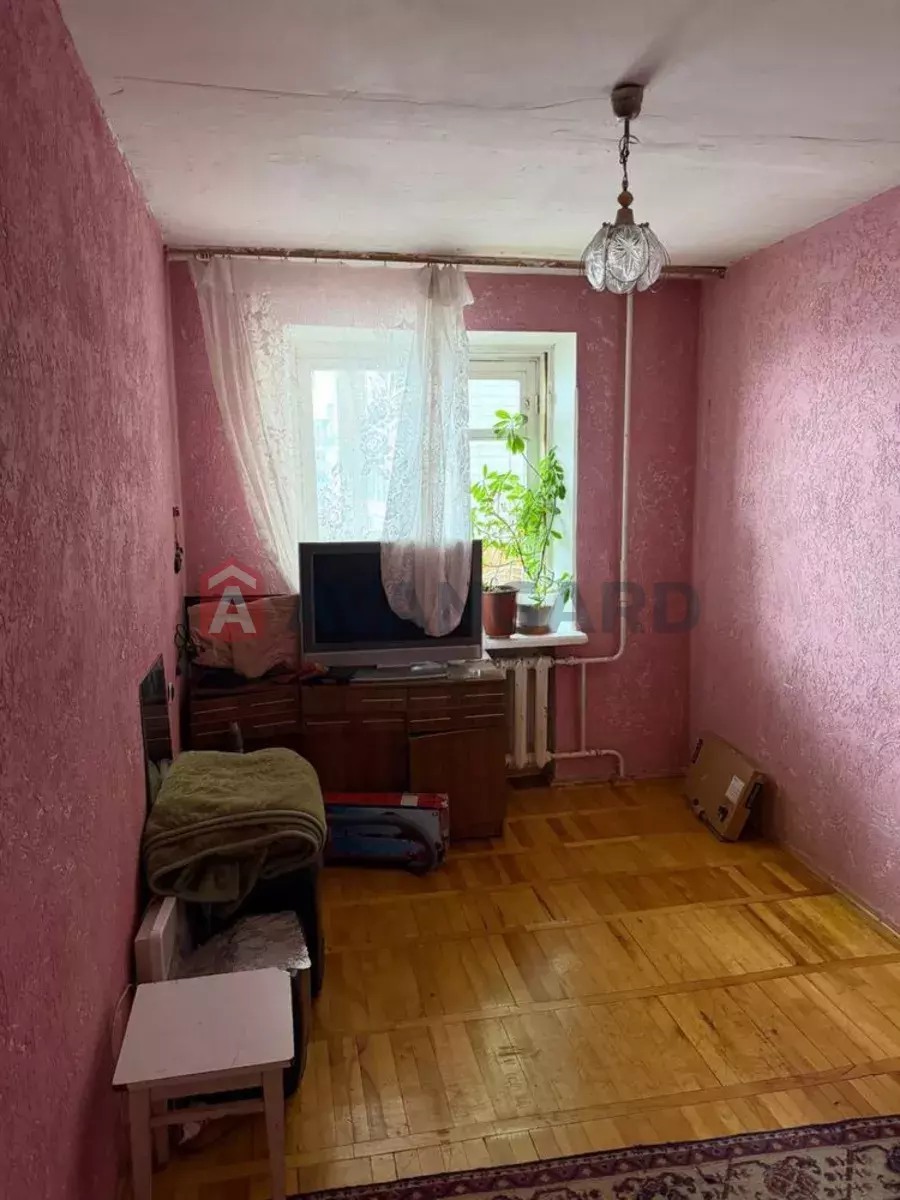 3 ����. ��������, 70/-/15 ��. �., 14/16 ���� ���� 4