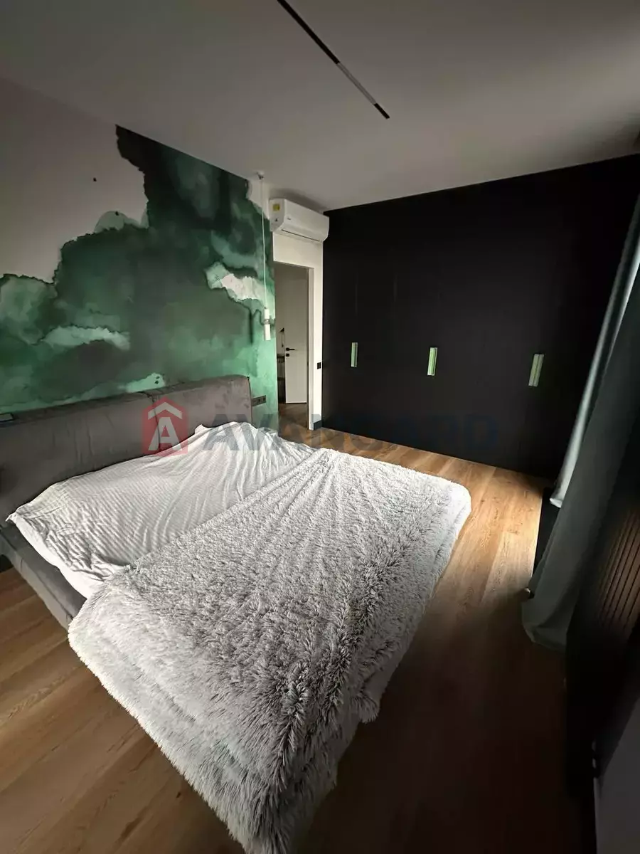 3 ��. ��������, 70/-/- ��. �., 11/12 ������ ���� 7