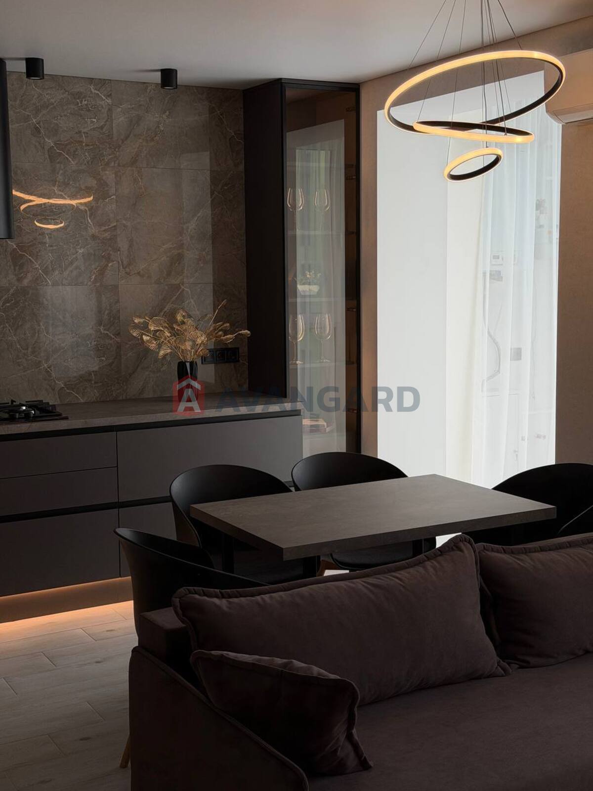 1 ����. ��������, 45/-/6 ��. �., 7/10 ���� ���� 2