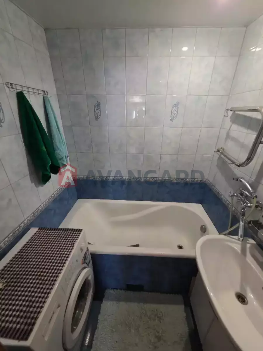 3 ��. ��������, 70/-/- ��. �., 10/16 ������ ���� 6