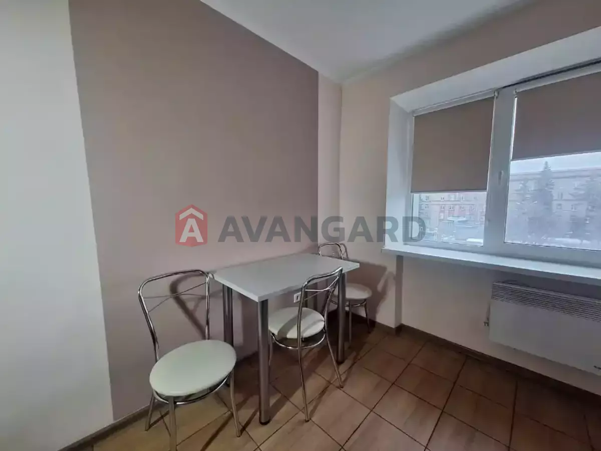 1 ��. ��������, 34/-/- ��. �., 3/5 ������ ���� 1