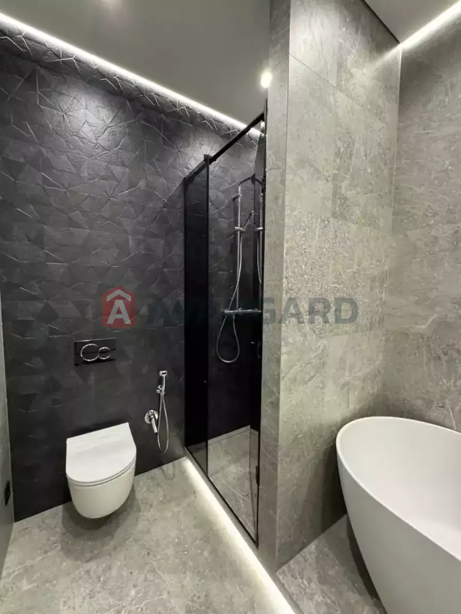 3 ����. ��������, 90/30/18 ��. �., 18/19 ���� ���� 19