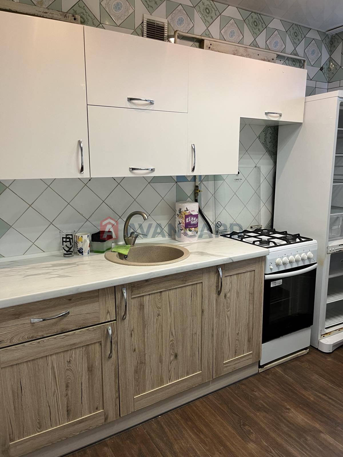 2 . , 51.6/34.9/7 . ., 8/9   8