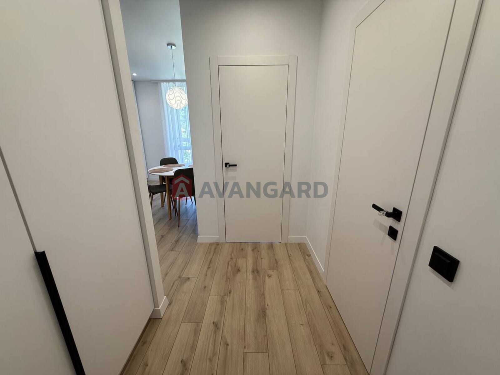 1 ��. ��������, 43/16/14 ��. �., 4/5 ������ ���� 7