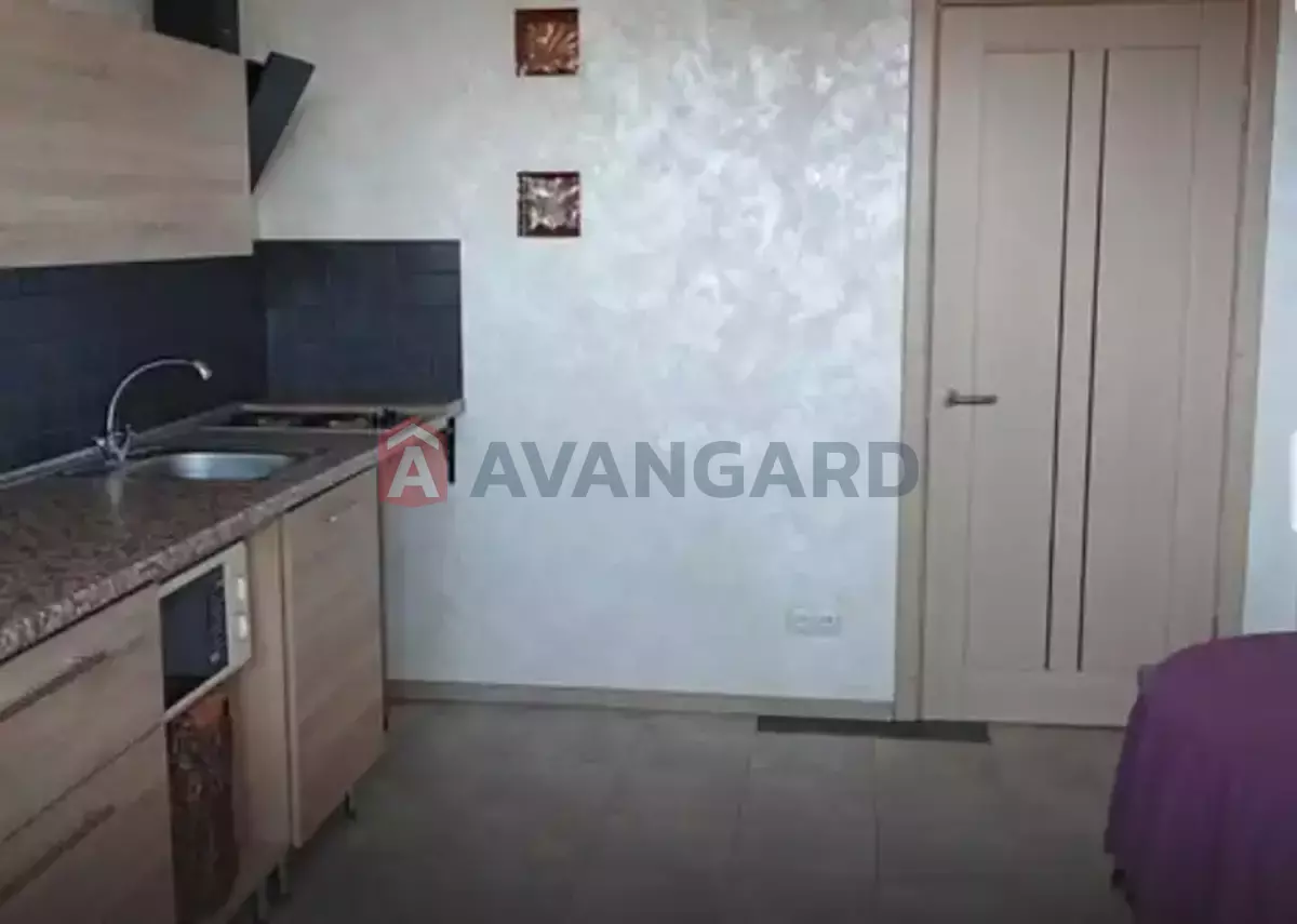 1 ����. ��������, 50/38/12 ��. �., 10/17 ���� ���� 10