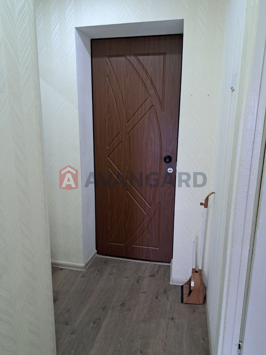 1 . , 30/18/- . ., 8/9   9