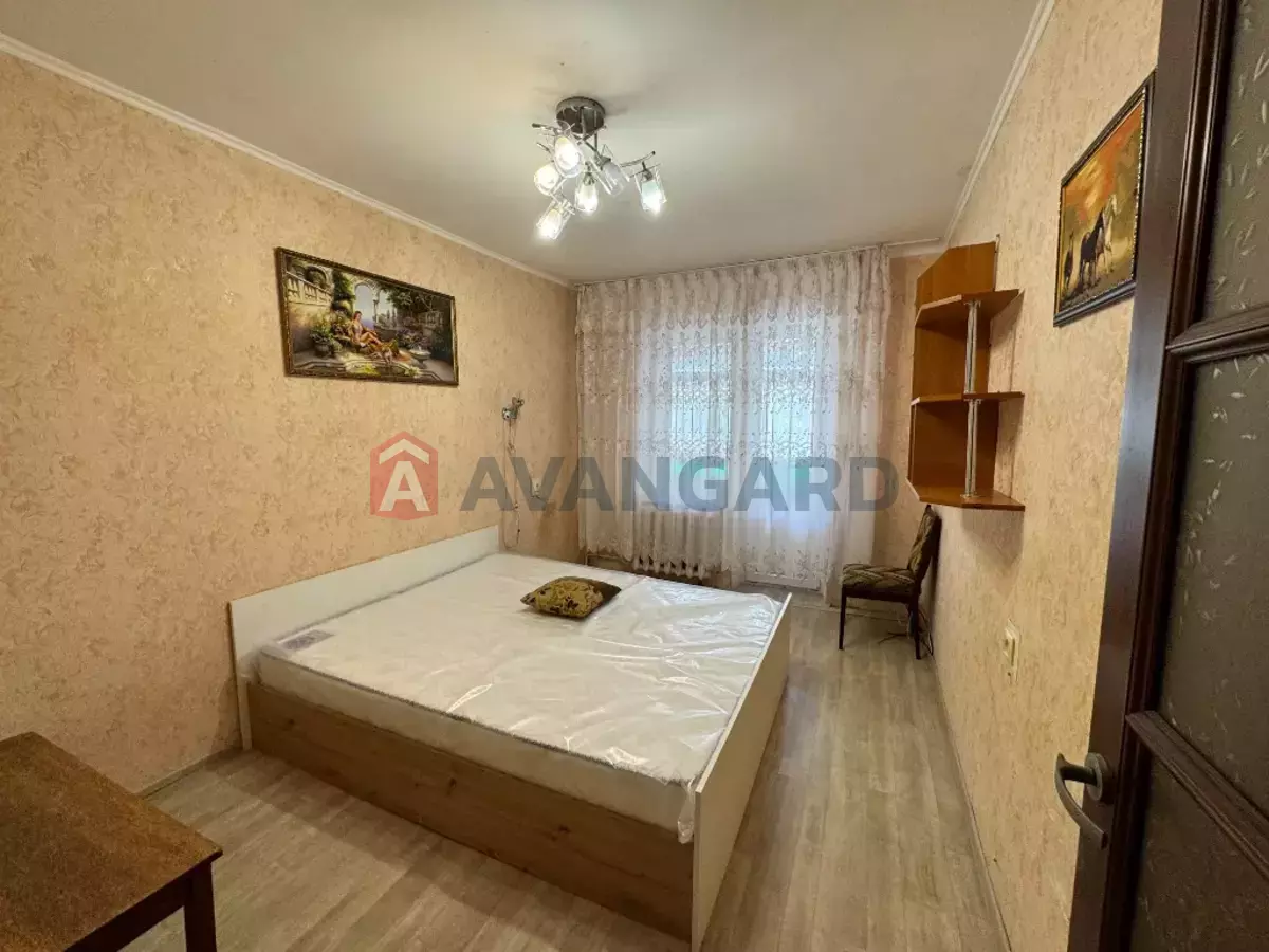 3 ��. ��������, 65/-/- ��. �., 3/9 ������ ���� 5