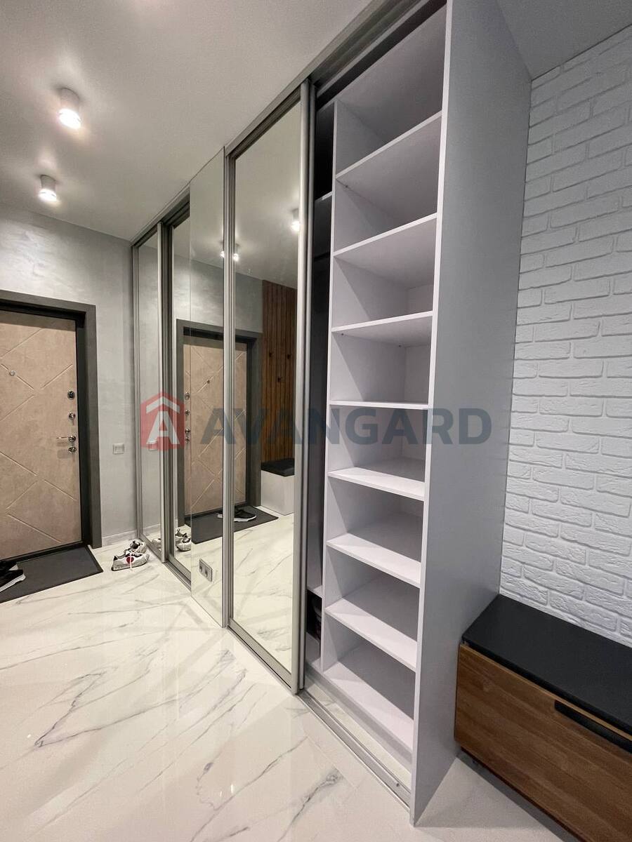 1 ����. ��������, 44/-/24 ��. �., 12/13 ���� ���� 9