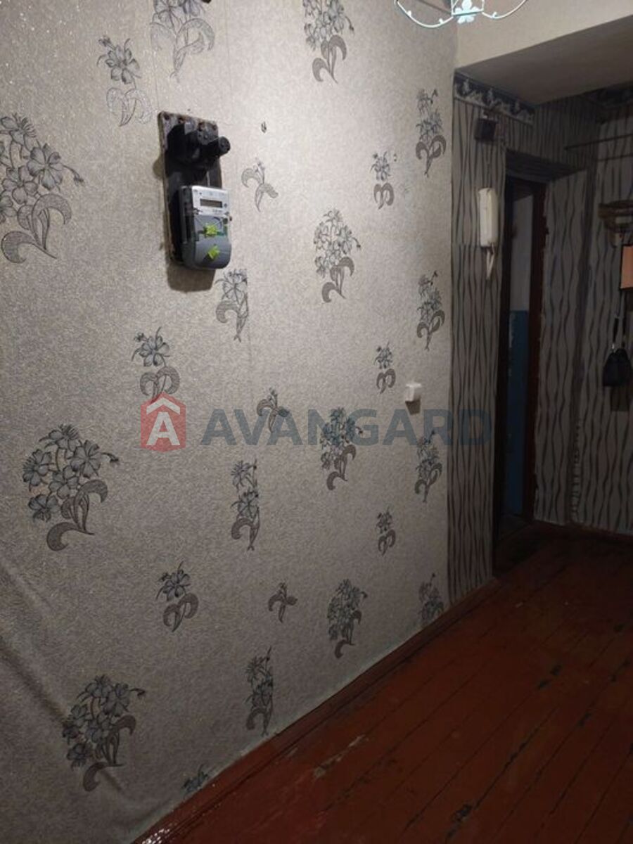 1 ��. ��������, 33/-/5 ��. �., 5/5 ������ ���� 7