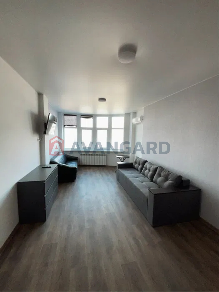 1 ��. ��������, 49/-/12 ��. �., 7/18 ������ ���� 1