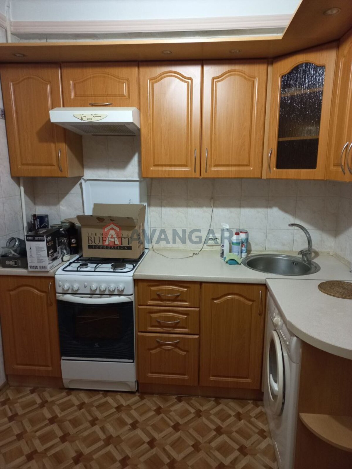 1 ��. ��������, 34/19/9 ��. �., 4/9 ������ ���� 6