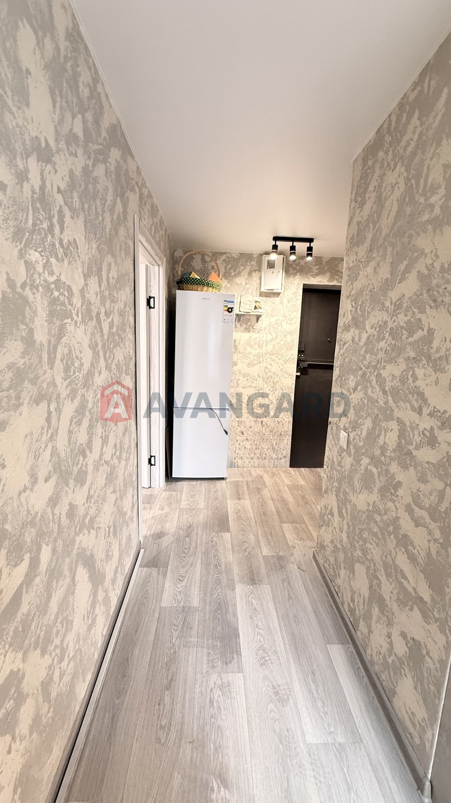 1 ����. ��������, 31/-/6 ��. �., 4/5 ���� ���� 4