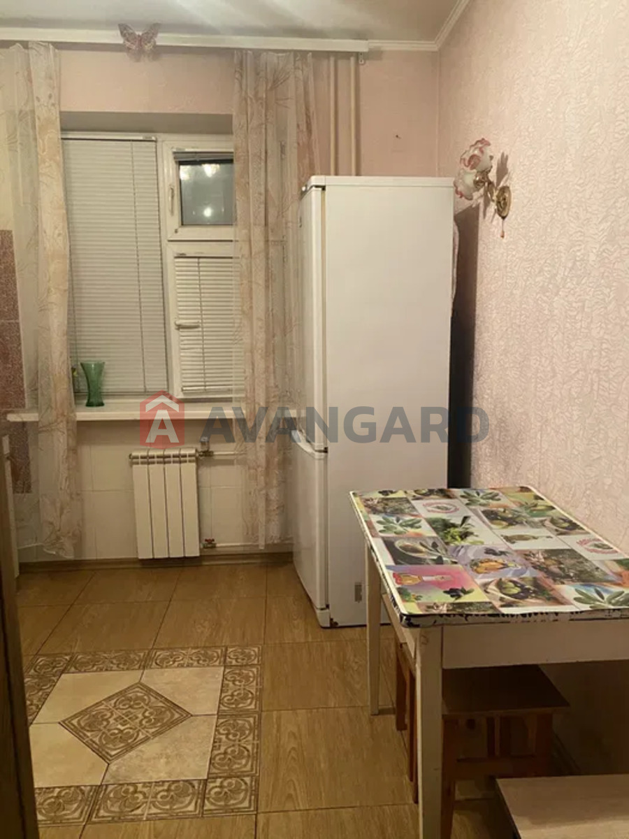 1 . , 30/-/10 . ., 4/9   6