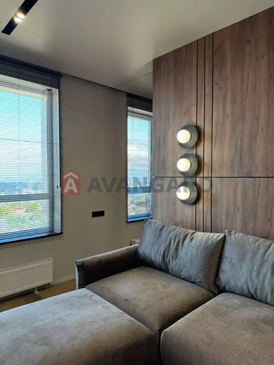 3 ����. ��������, 90/30/18 ��. �., 18/19 ���� ���� 6