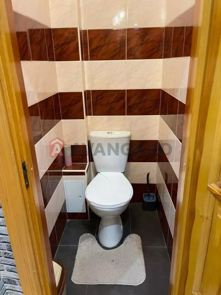 2 ��. ��������, 50/-/10 ��. �., 5/5 ������ ���� 2