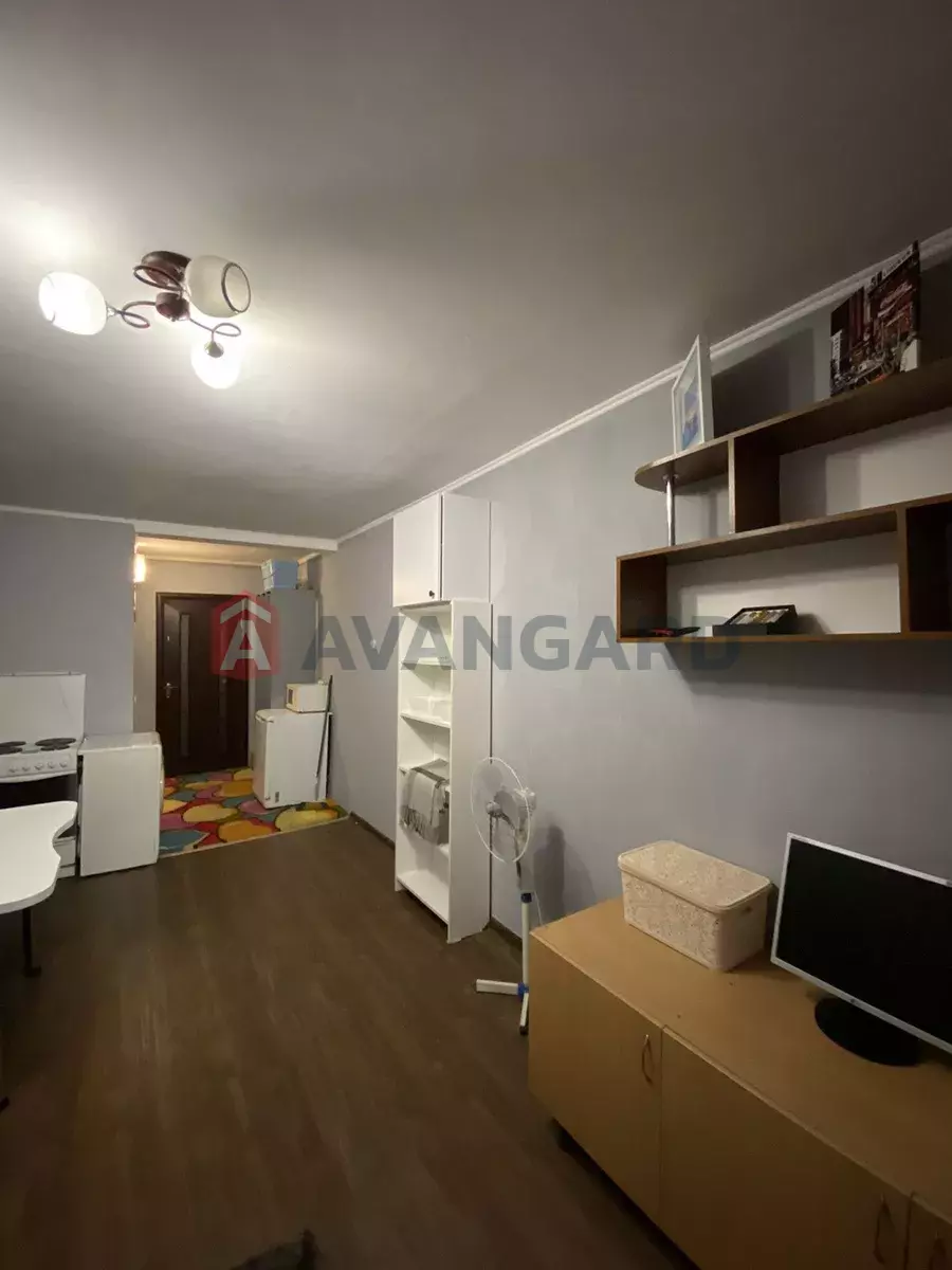 1 ����. ��������, 23/-/1 ��. �., 9/9 ���� ���� 5