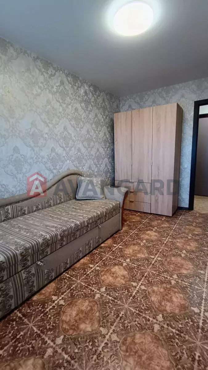 2 ��. ��������, 48/-/7 ��. �., 9/9 ������ ���� 9