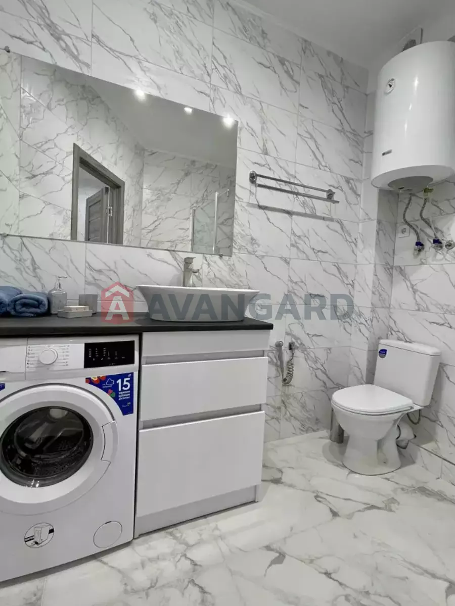 2 ��. ��������, 50/-/- ��. �., 7/10 ������ ���� 9