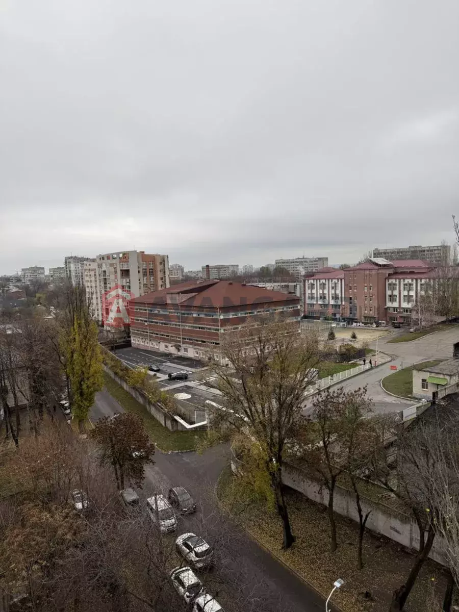 2 ����. ��������, 50/-/10 ��. �., 9/9 ���� ���� 4