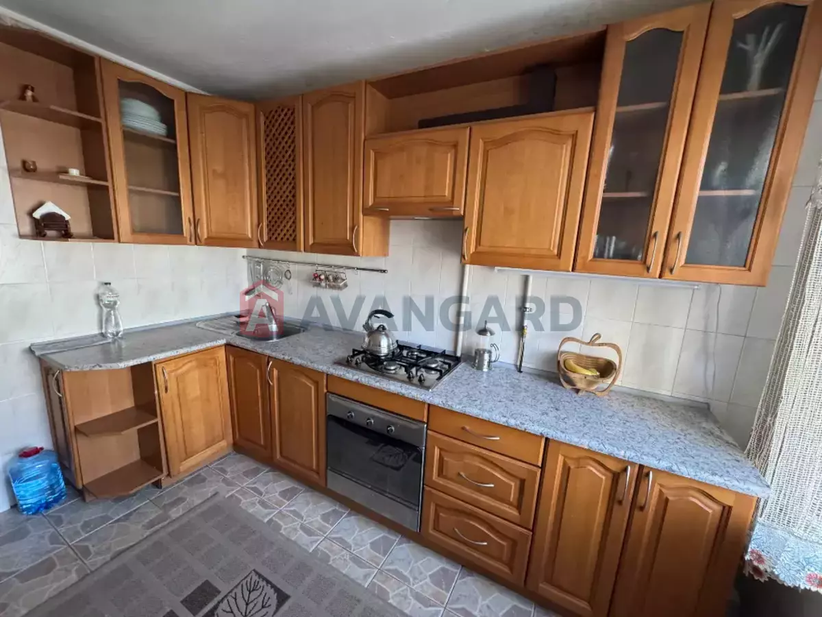 2 ��. ��������, 56/50/- ��. �., 4/9 ������ ���� 4