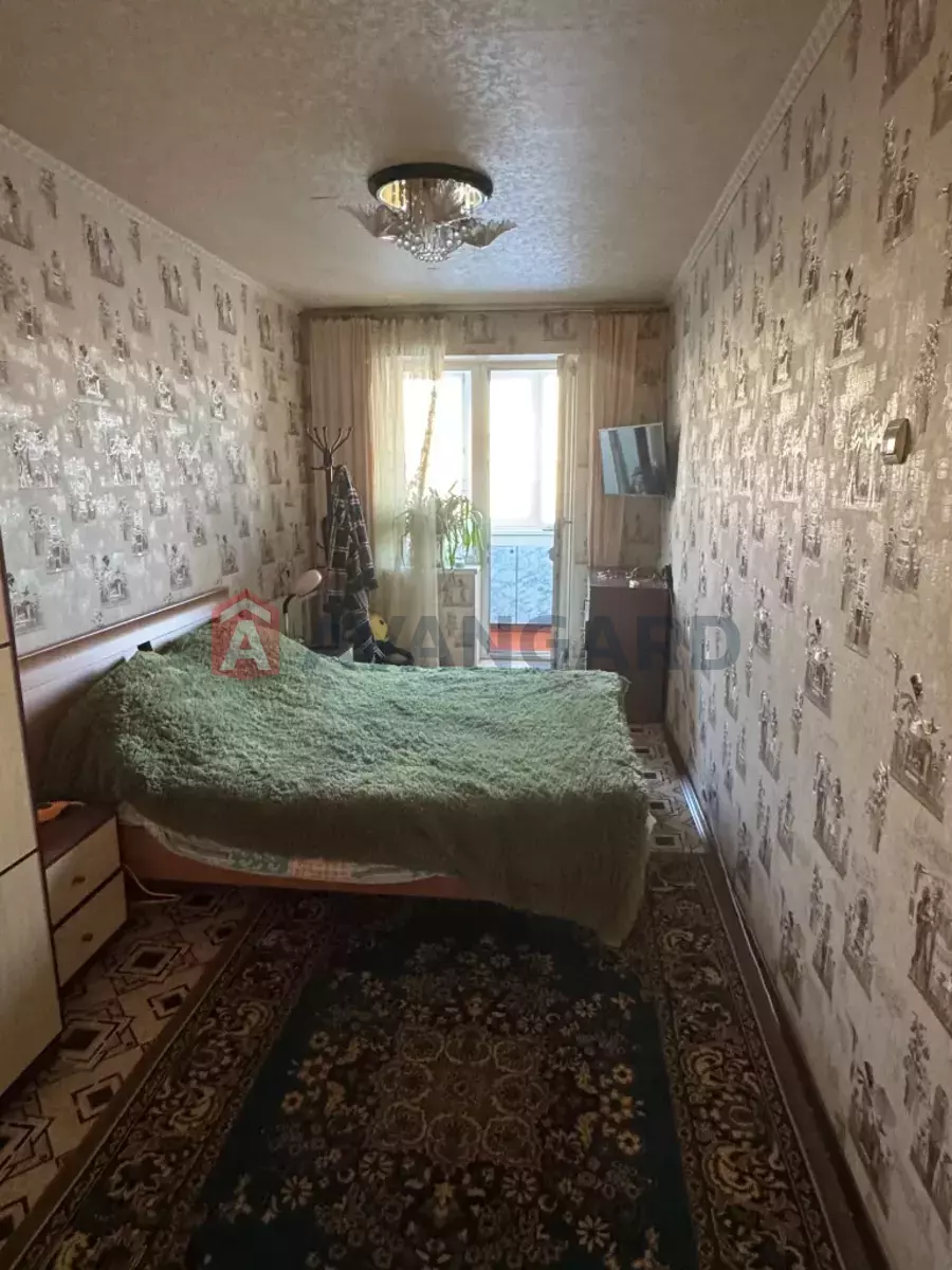 3 ��. ��������, 64/-/8 ��. �., 6/10 ������ ���� 4