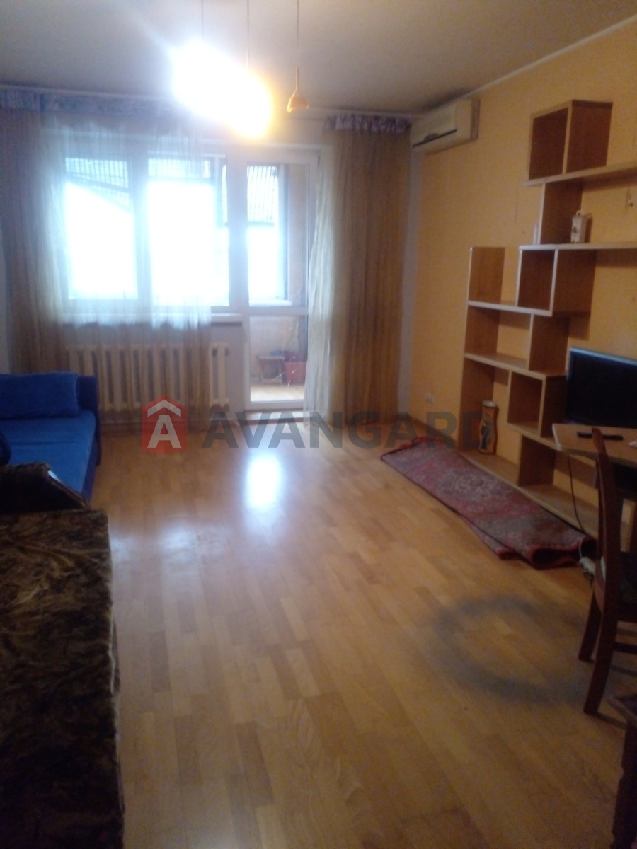 2 ����. ��������, 70/-/12 ��. �., 10/12 ���� ���� 9