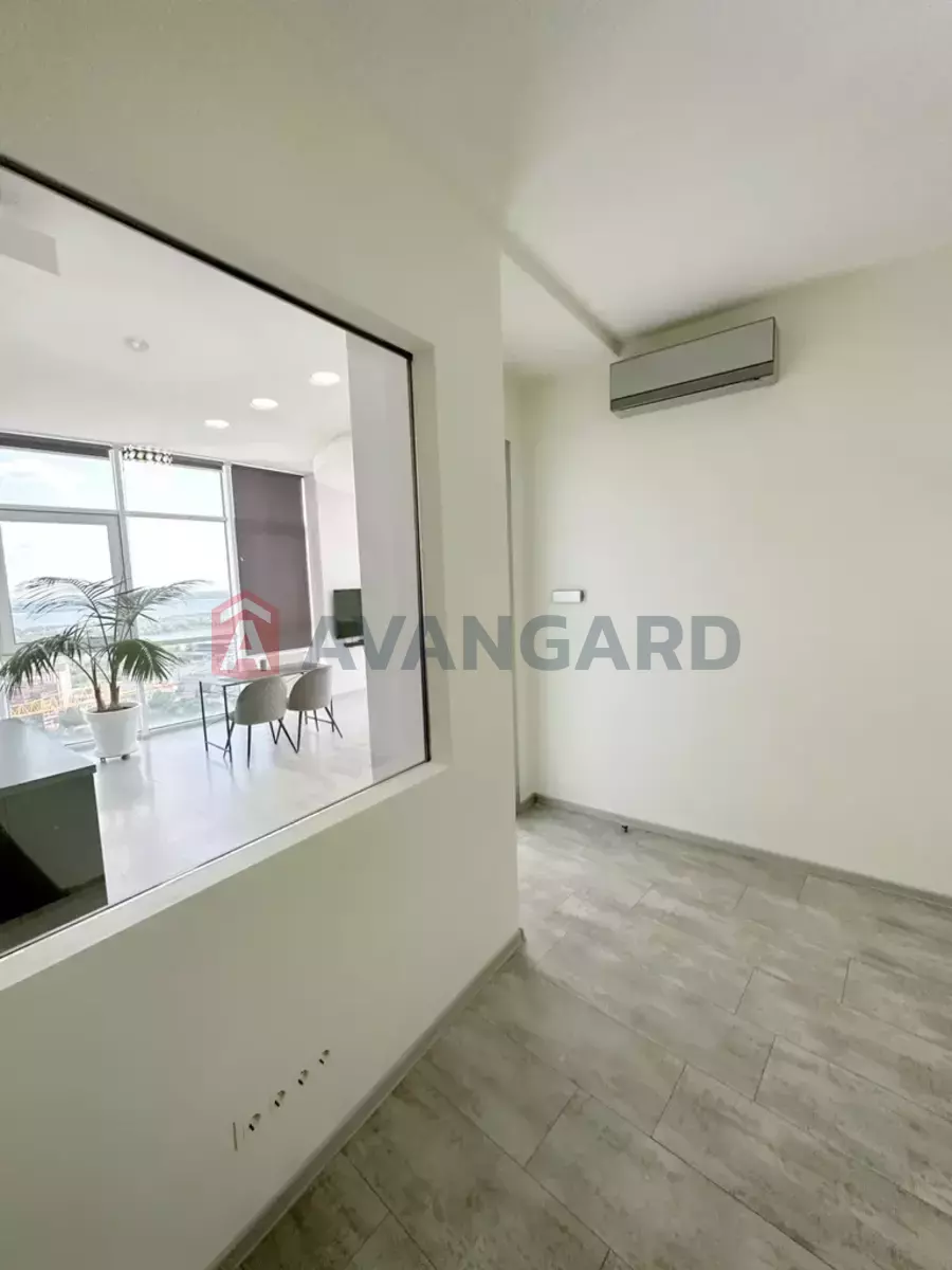 3 ��. ��������, 90/80/25 ��. �., 15/22 ������ ���� 24