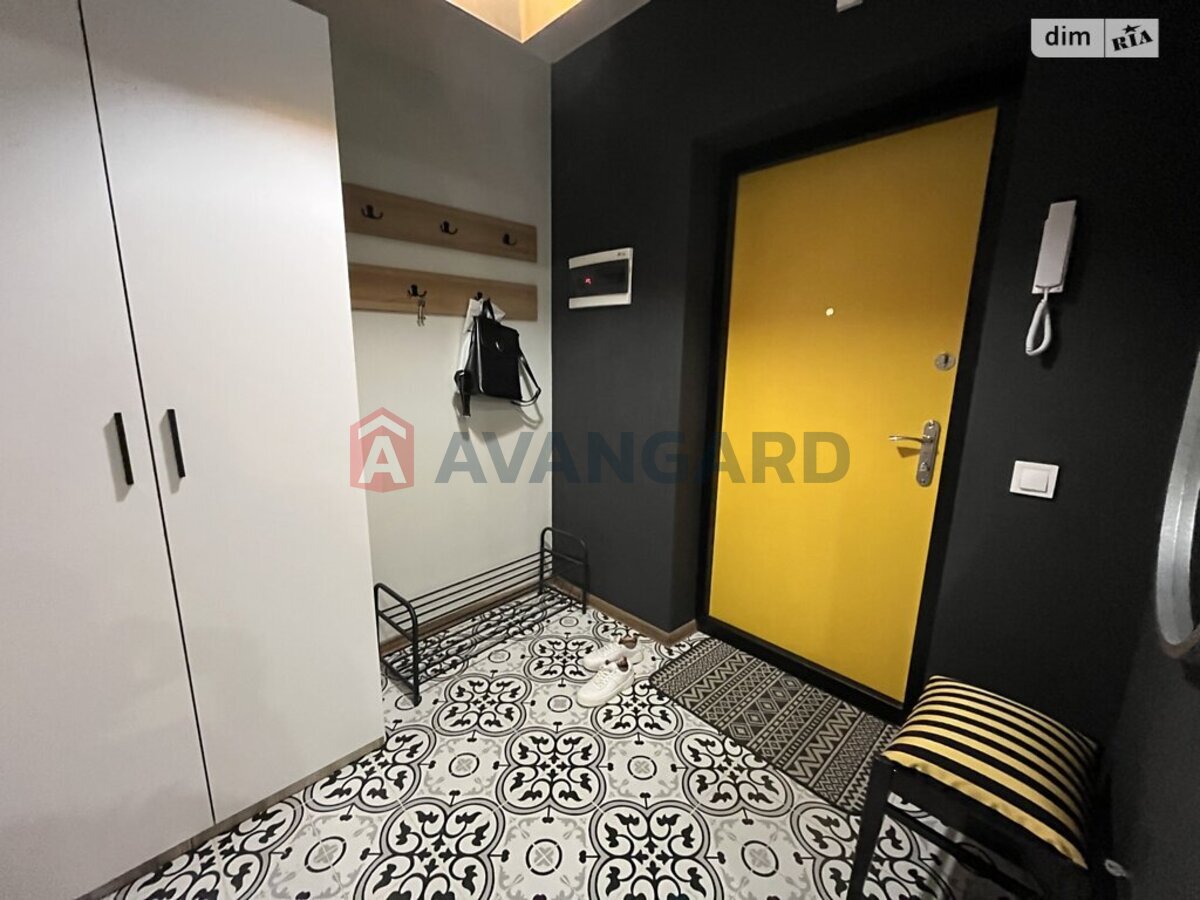 1 ��. ��������, 38/-/10 ��. �., 5/8 ������ ���� 20