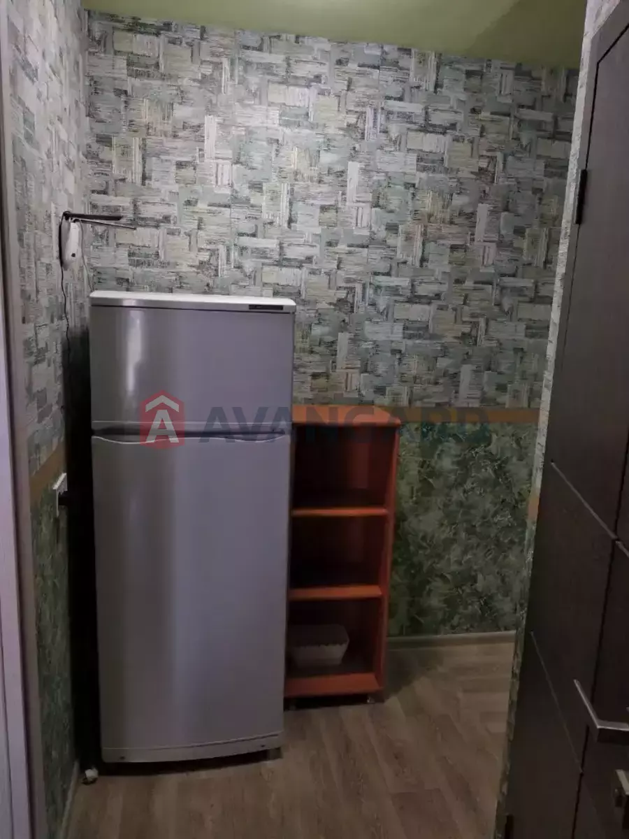 1 ��. ��������, 32/18/6 ��. �., 3/5 ������ ���� 10