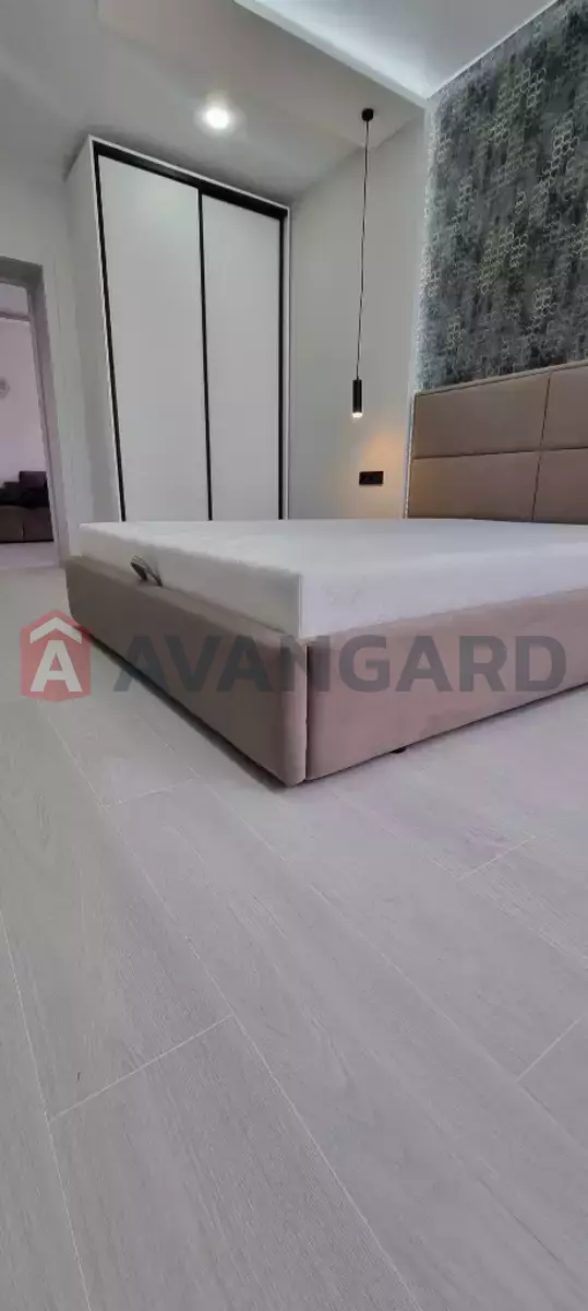 3 ��. ��������, 77/-/- ��. �., 6/11 ������ ���� 3