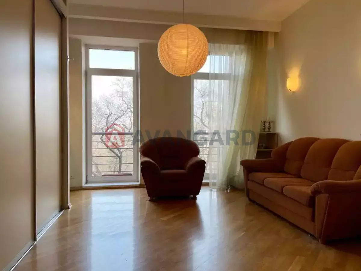 2 ����. ��������, 76/-/- ��. �., 2/10 ���� ���� 2