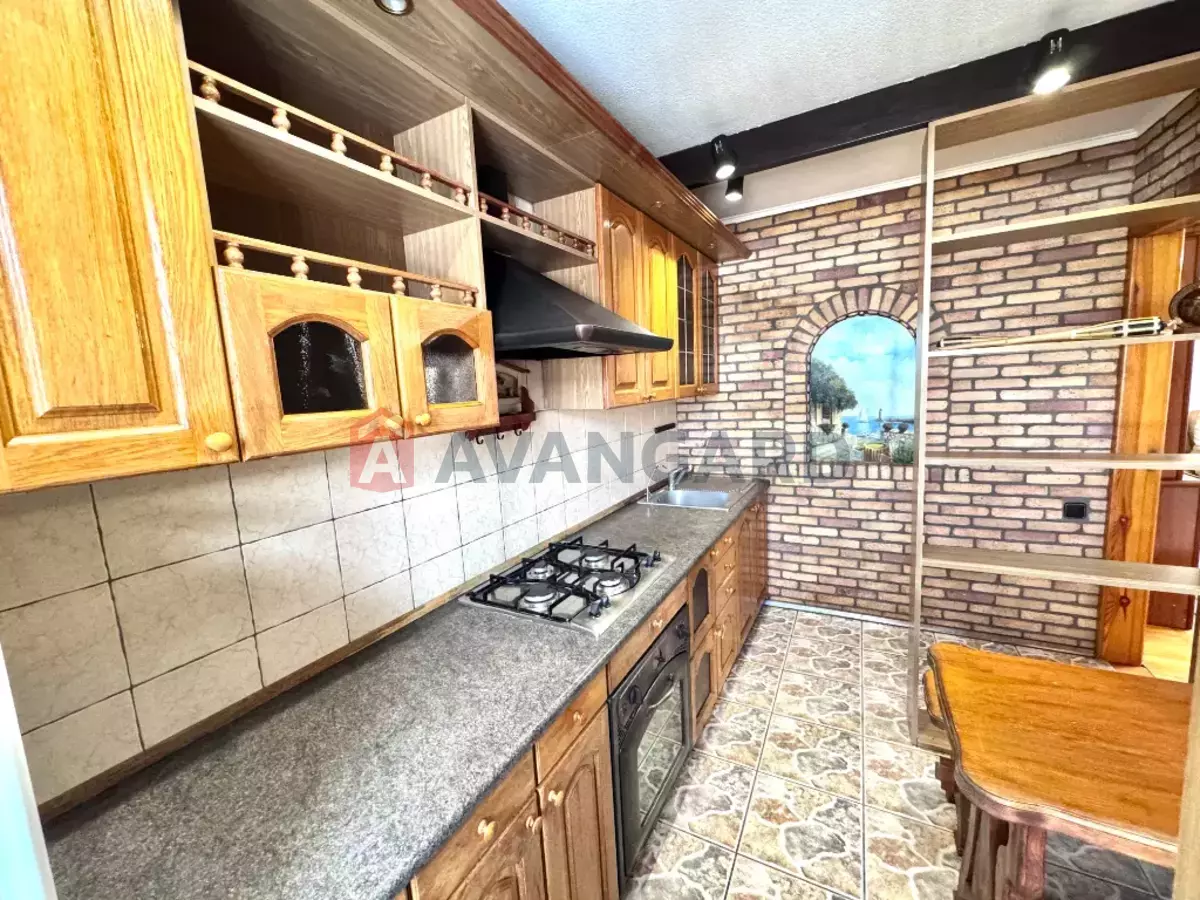 3 ����. ��������, 60/-/8 ��. �., 5/9 ���� ���� 1