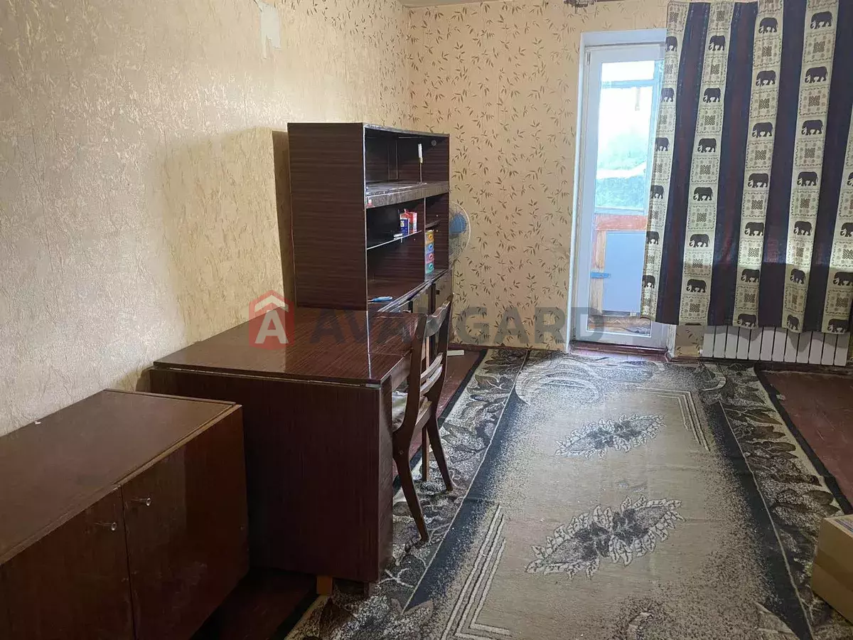 3 . , 64/-/8 . ., 7/9   8