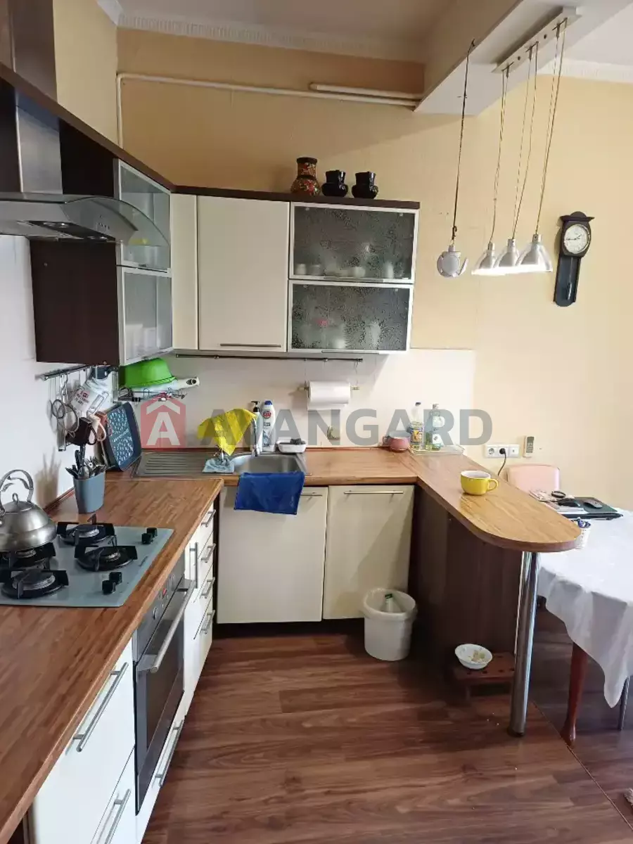 2 ��. ��������, 50/-/- ��. �., 3/3 ������ ���� 4