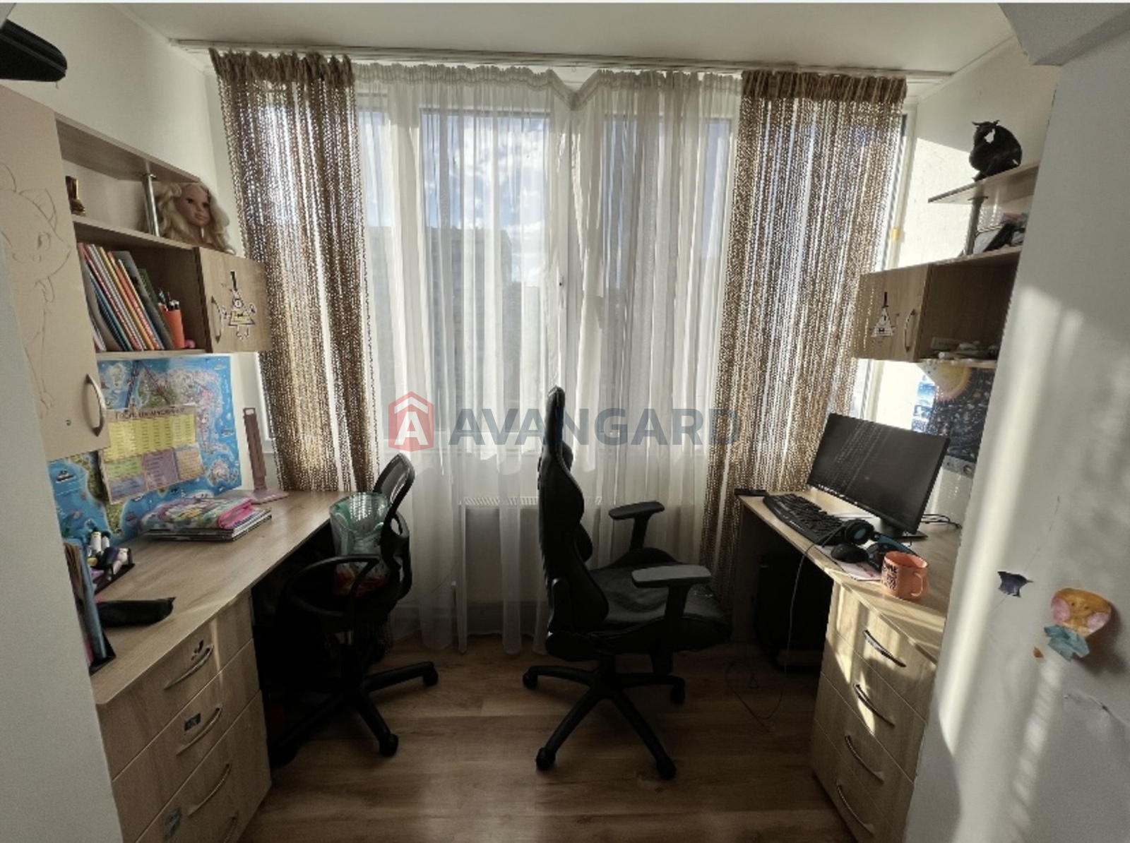 3 ��. ��������, 74/60/8 ��. �., 5/10 ������ ���� 1