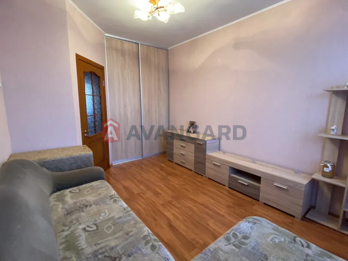 2 ��. ��������, 45/-/7 ��. �., 5/5 ������ ���� 14