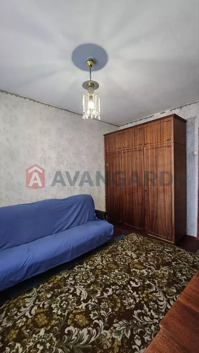 2 ��. ��������, 47/-/8 ��. �., 9/9 ������ ���� 4