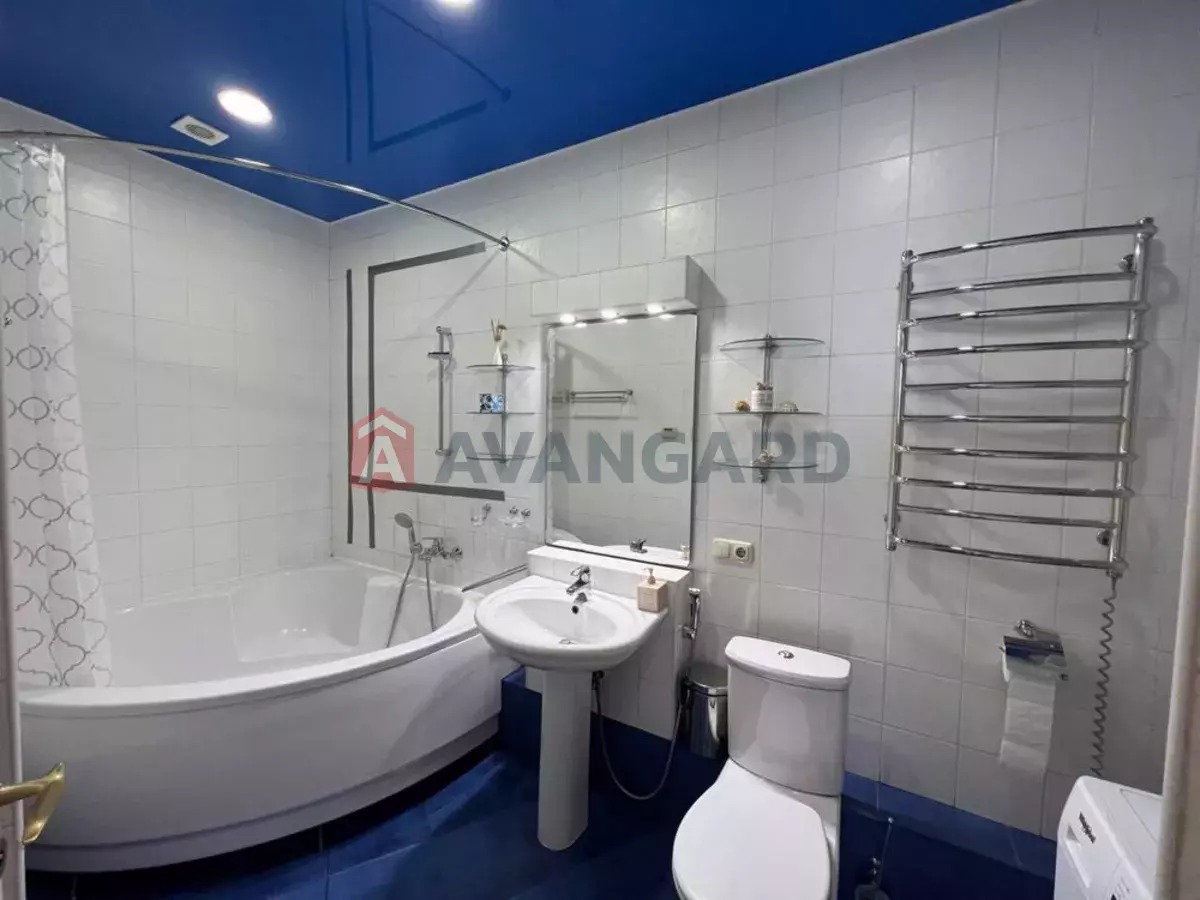 3 ����. ��������, 110/-/18 ��. �., 8/10 ���� ���� 6