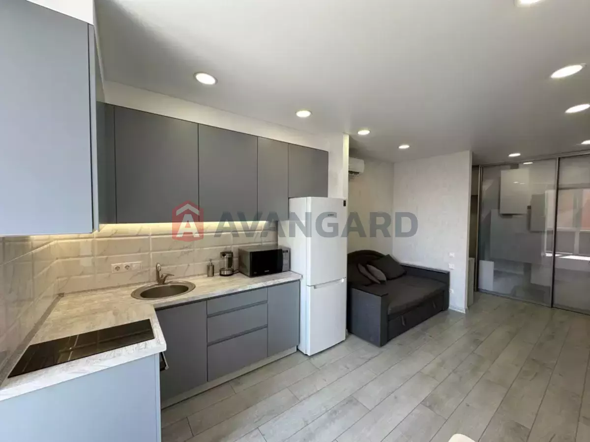 2 ��. ��������, 50/-/15 ��. �., 6/10 ������ ���� 14