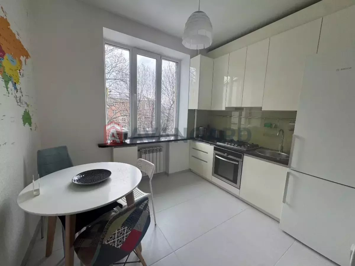 2 ��. ��������, 56/-/9 ��. �., 4/5 ������ ���� 1