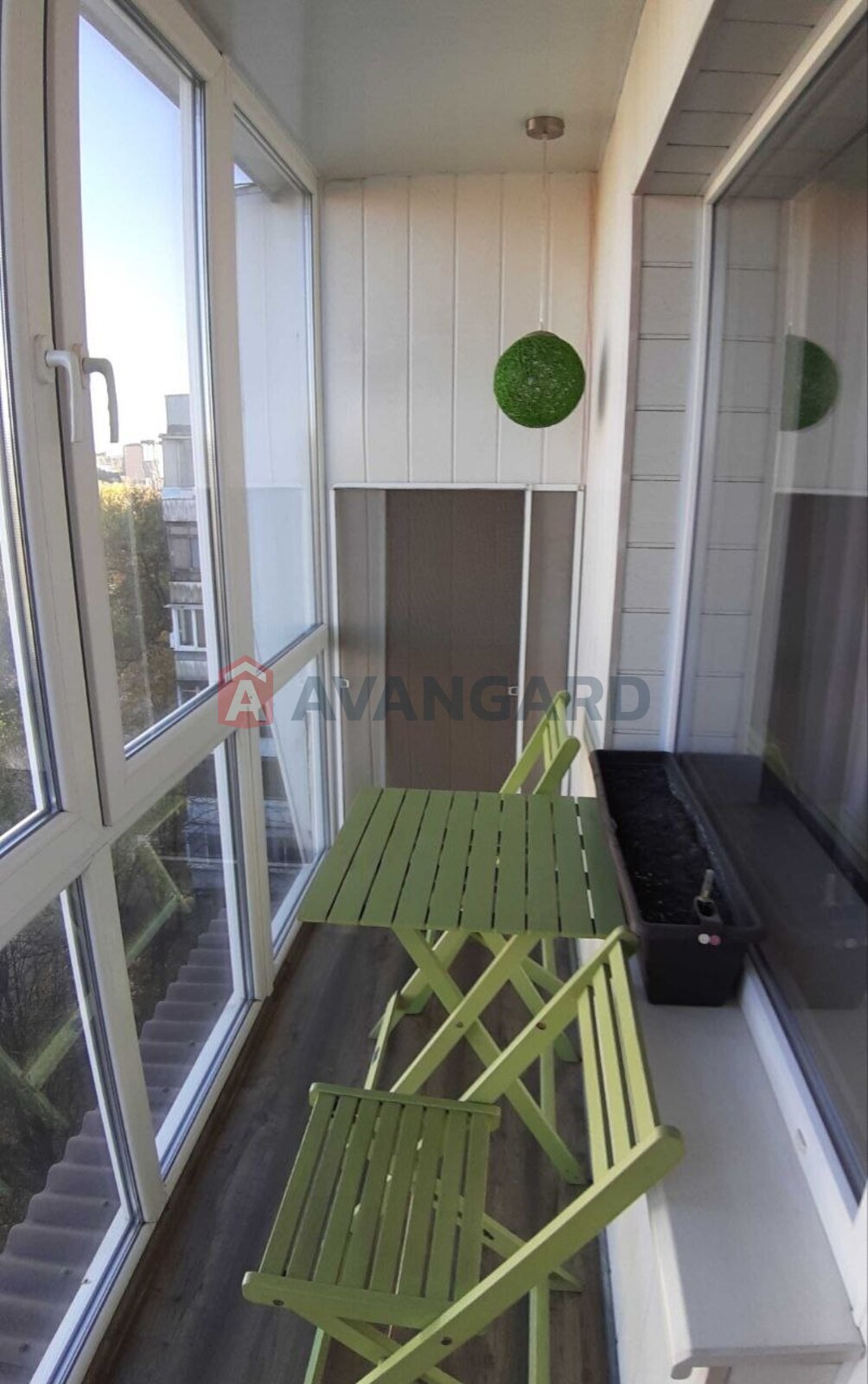 3 ����. ��������, 68/-/7 ��. �., 9/9 ���� ���� 7