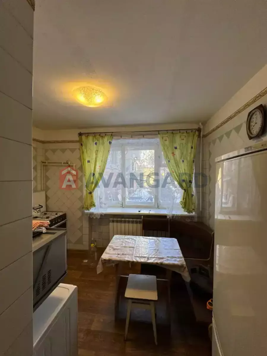 2 ��. ��������, 50/30/8 ��. �., 1/9 ������ ���� 4