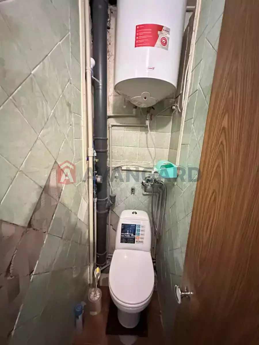 3 ��. ��������, 67/40/8 ��. �., 6/9 ������ ���� 12